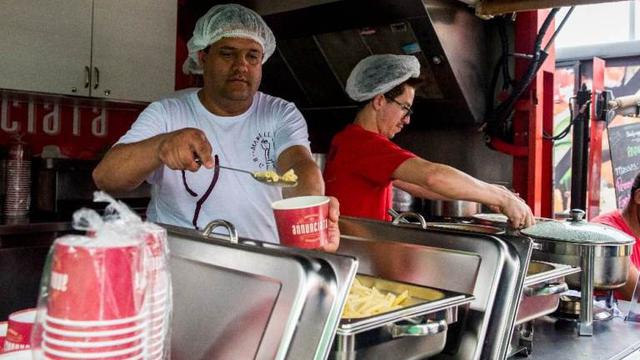 Penjual makanan di Olimpiade 2016