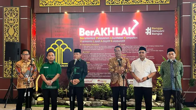 Menteri Hukum Supratman Andi Agtas mengeluarkan surat keputusan menyikapi dualisme kepemimpinan Partai Persatuan Pembangunan (PPP).