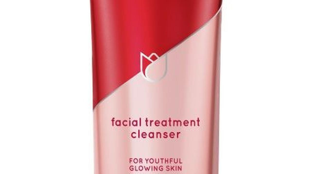 3. Ponds Age Miracle Facial Wash Anti Aging<br>