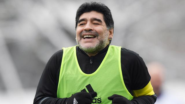 20170109- Maradona Kembali Merumput di Swiss-AP Photo