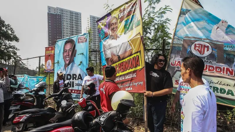 Bakal Calon Wakil Wali Kota Tangerang, Andri Permana bersama relawannya yang tergabung dalam Jaring Pemenangan Barisan Andri Permana (Jangan Baper) menunjukan komitmennya dengan ramah lingkungan.