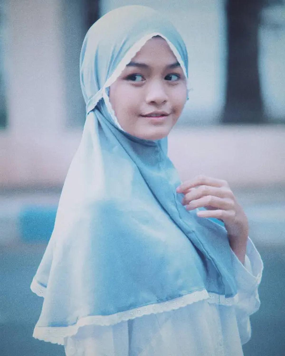 6 Potret Masa Remaja Salma Salsabil, Menikah di Usia 22 Tahun Tuai Pro Kontra