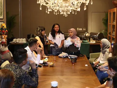 Atlet Asian Games 2018 yang mewakili tim Indonesia mengikuti kegiatan diskusi di Jakarta, Minggu (22/7). Diskusi yang mengusung Satukan Dukungan Untuk Indonesia diikuti sejumlah atlet dari beberapa cabang olahraga. (Liputan6.com/Immanuel Antonius)