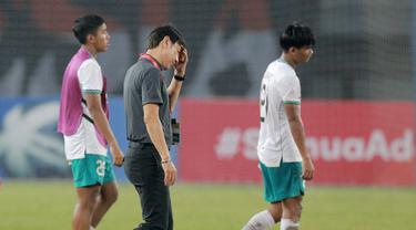 Foto: Ekspresi Pemain Timnas Indonesia usai Tersingkir dari Piala AFF U-19 2022, Zanadin Fariz Pun Menangis