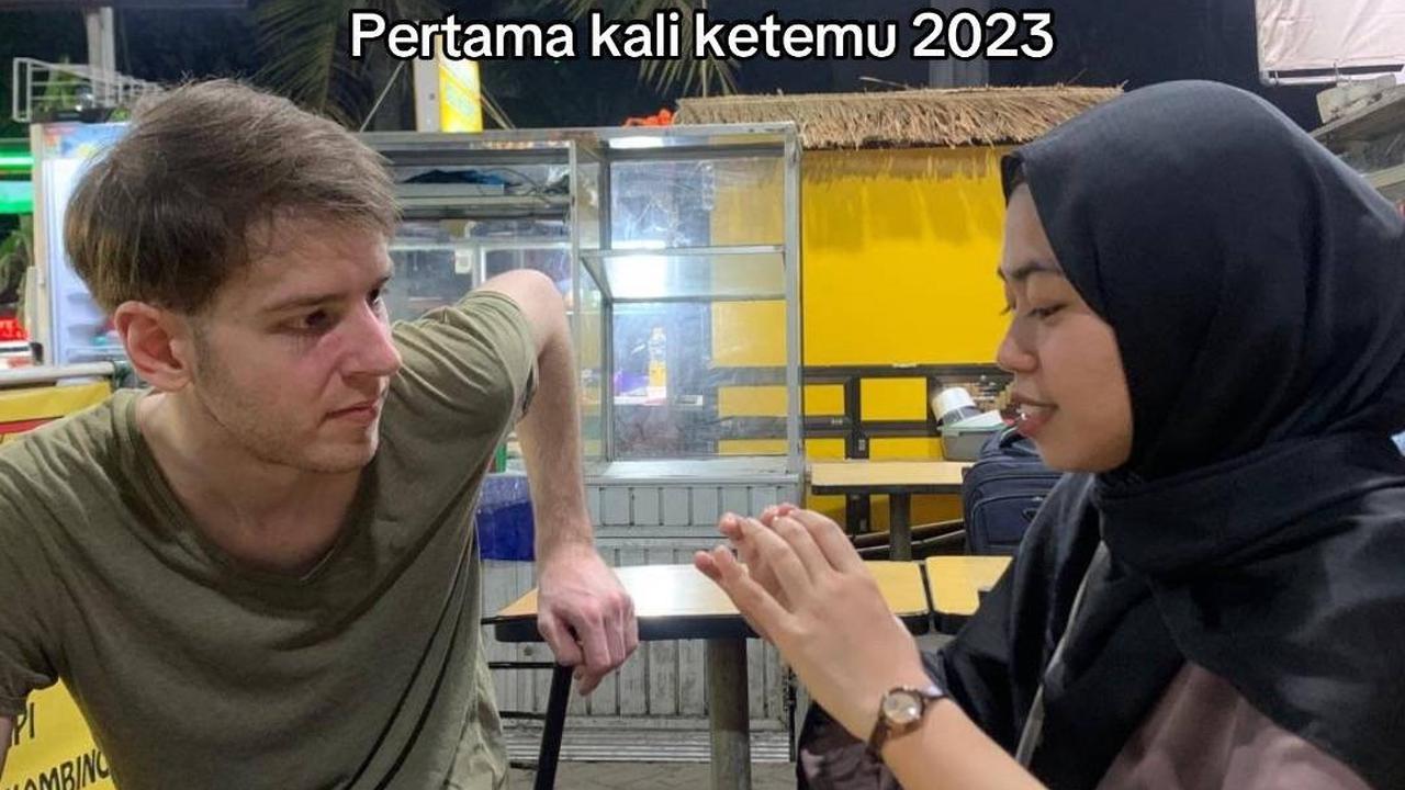 Wanita Ini Perlihatkan Tingkah Lucu Suami Bule di Hari Pernikahannya, Bikin Ngakak