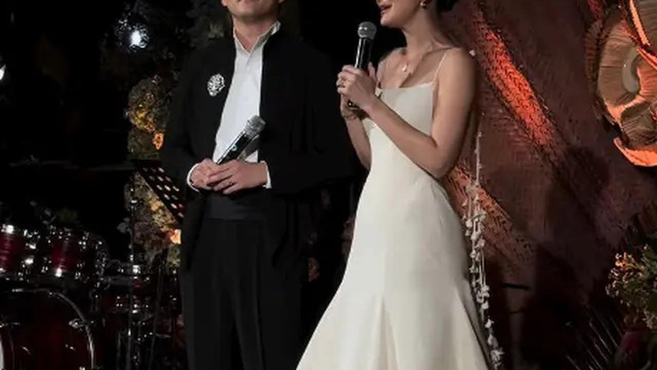 Pesona Elegan Luna Maya dengan Gaun Pengantin Backless dari Hian Tjen, Pancarkan Pesona Princess di Malam Resepsi