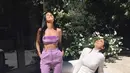 "Kourtney menelpon dan ngobrol setiap hari dengan Kylie. Mereka pun menghabiskan banyak waktu di rumah. (instagram/kourtneykardash)