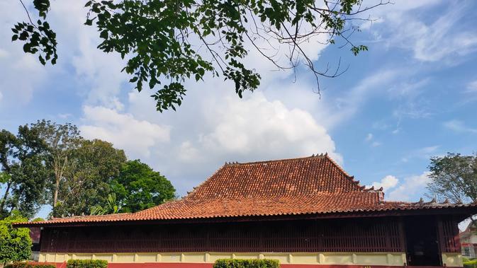 Penampakan dari depan Rumah Limas di Museum Negeri Sumsel (Liputan6.com / Nefri Inge)