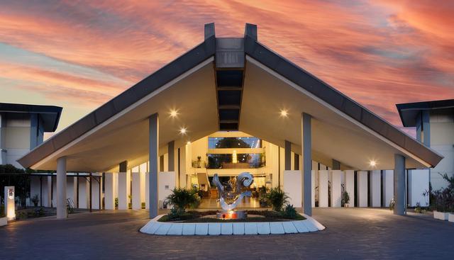 1. Novotel Manado Golf Resort & Convention Center