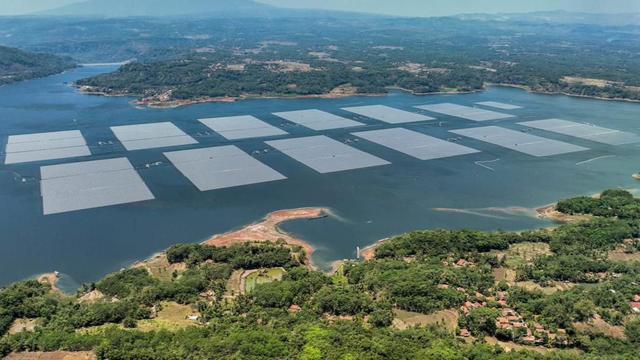 Pangkas Konsumsi BBM Impor, PLN Punya 21 Proyek Besar