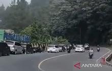 Polres Cianjur Arahkan Pengendara ke Jalur Alternatif Jonggol-Sukabumi Hindari Macet Puncak