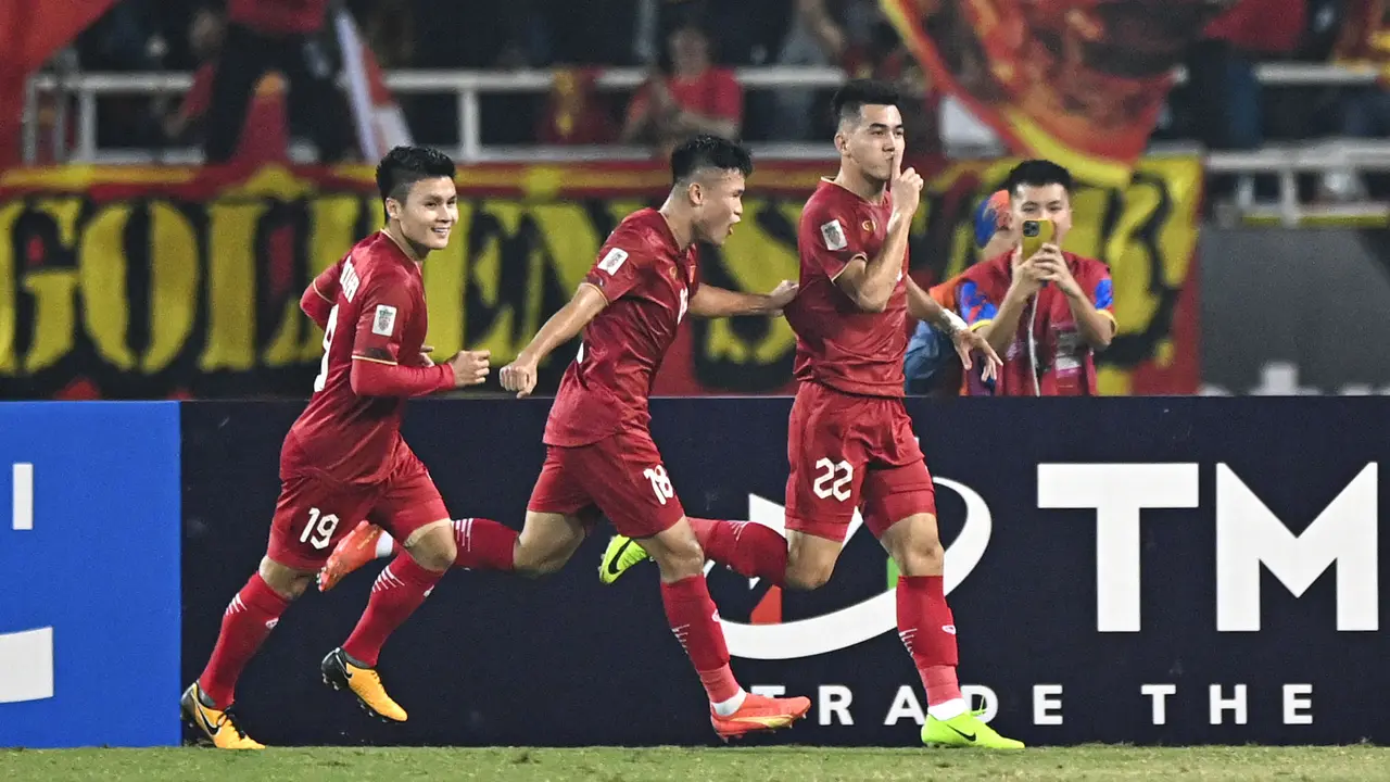 Foto: Top Skor Piala AFF 2022 Milik Striker Gaek Teerasil Dangda dan Nguyen Tien Linh, Timnas Indonesia Tak Masuk Tiga Besar