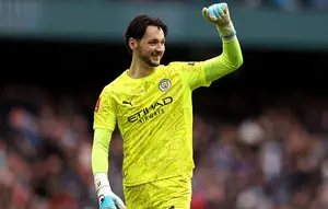 Gabung Leeds United, James Trafford Pecahkan Rekor Transfer Kiper Inggris