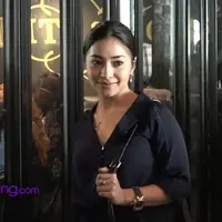 Selain sibuk untuk syuting dan menyanyi, Nikita Willy sedang menjalani kuliah semester 5 nya. Mengambil jurusan hukum, ia mengakui tertarik dengan hukum Indonesia.