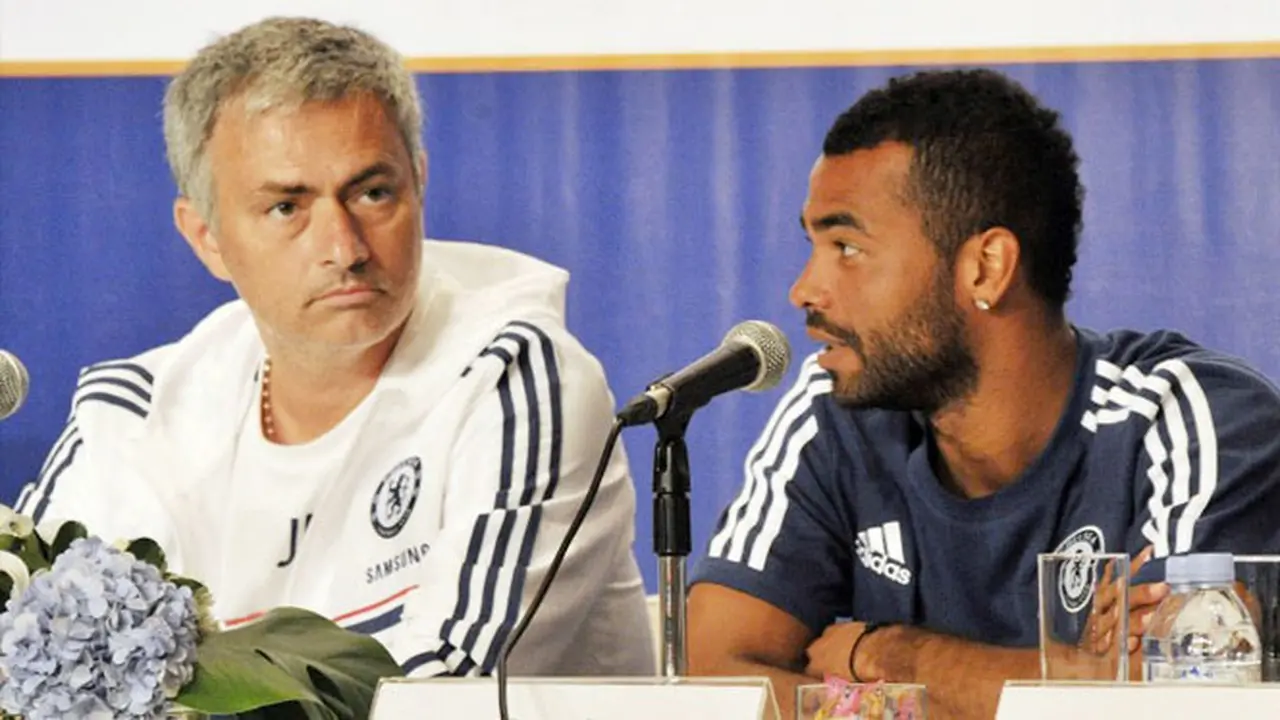 mou-cole-131111b.jpg