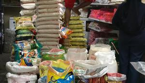 Harga kebutuhan pokok di pasar-pasar tradisional di Batam mengalami kenaikan di awal tahun 2026. (Liputan6.com/ Ajang Nurdin)