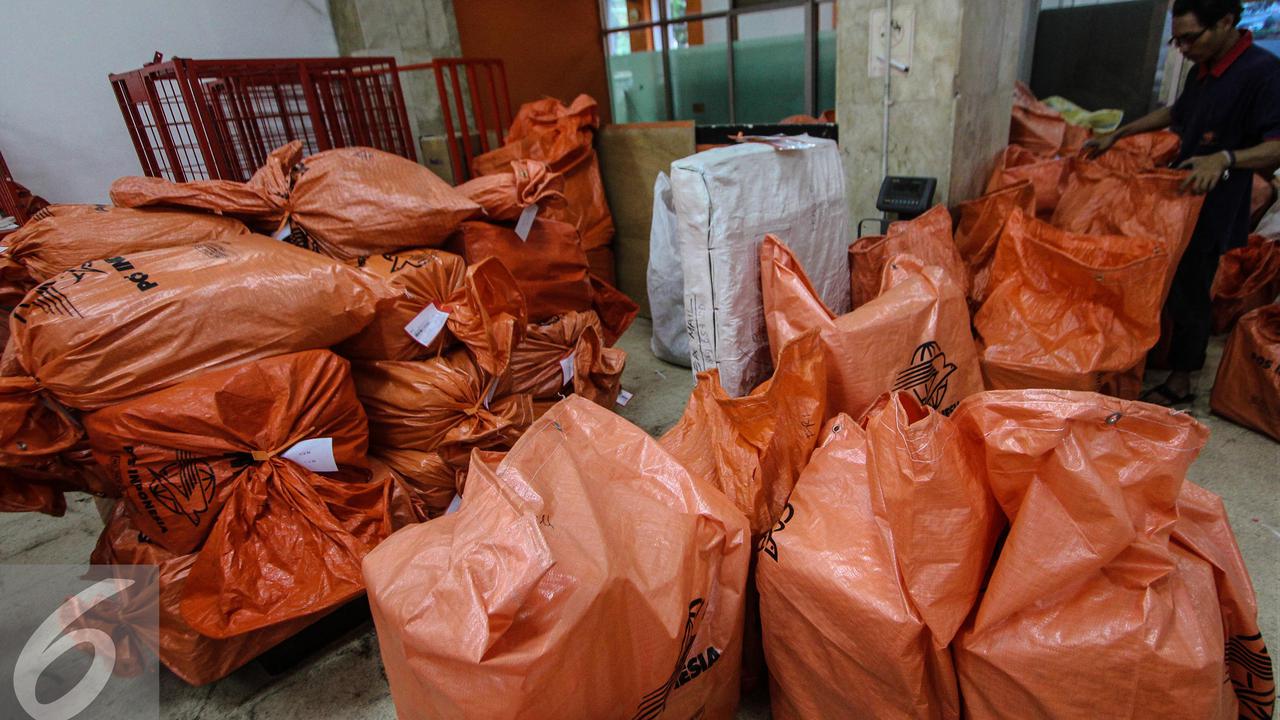 Hati-hati Tawaran Antar Barang Tanpa Aplikasi, Wanita Ini Rugi Rp350 Juta