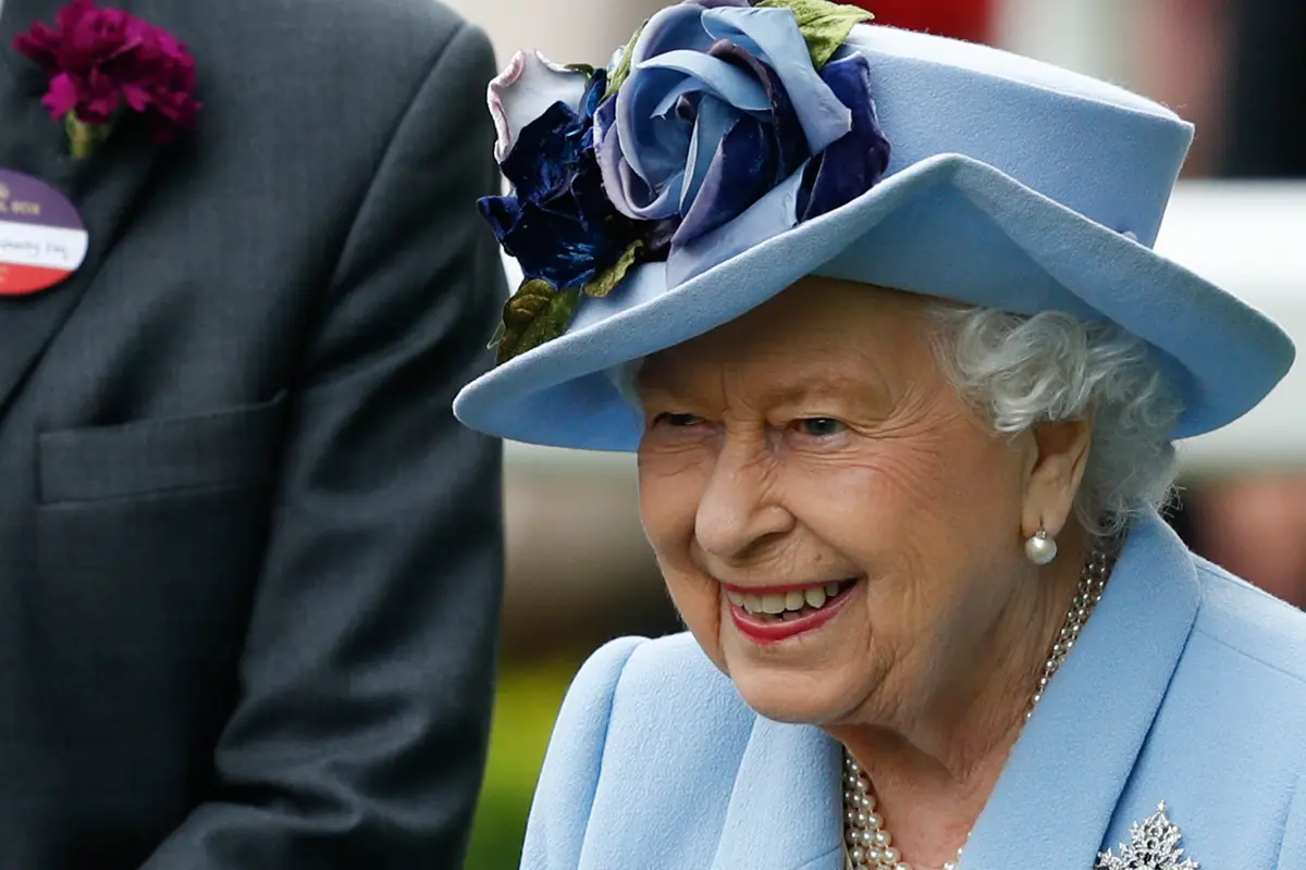 Ratu Elizabeth II