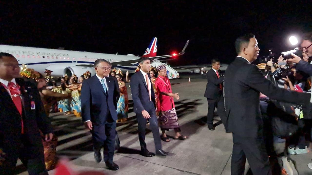 PM Inggris Rishi Sunak tiba di Bali untuk G20 Summit.