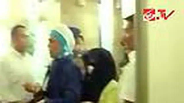 Nunun Pingsan Saat Diperiksa Penyidik KPK