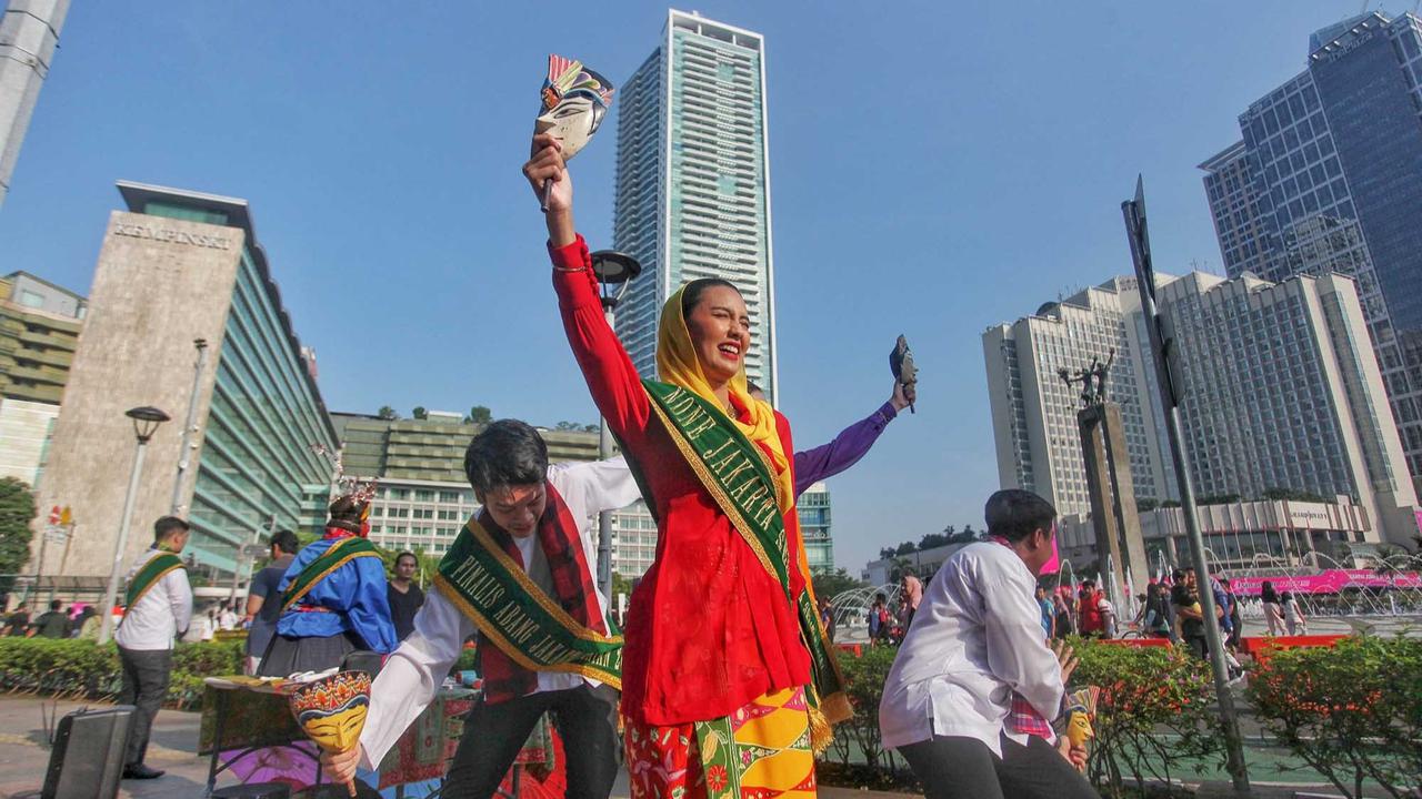 FOTO:  Lenggang  Jakarta  Abang None 2025 di CFD
