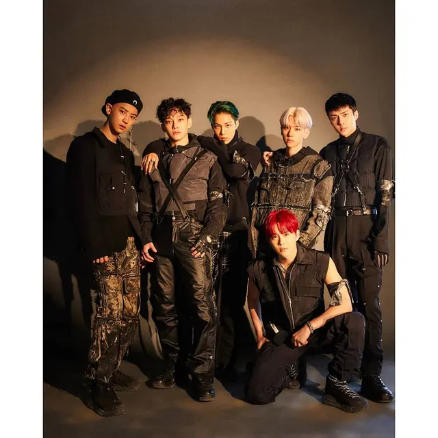 EXO (Instagram/ weareone.exo)