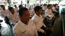 Kontingen PMR  DIY bersiap siap  mengikuti upacara pemberangkatan Jumbara VIII di bangsal Kepatihan, Yogyakarta, Selasa, (19/7). Jumbara PMR tingkat nasional VIII akan di gelar di Sulawesi Selatan, 25 hingga 31 Juli 2016. (Liputan6.com/Boy Harjanto)