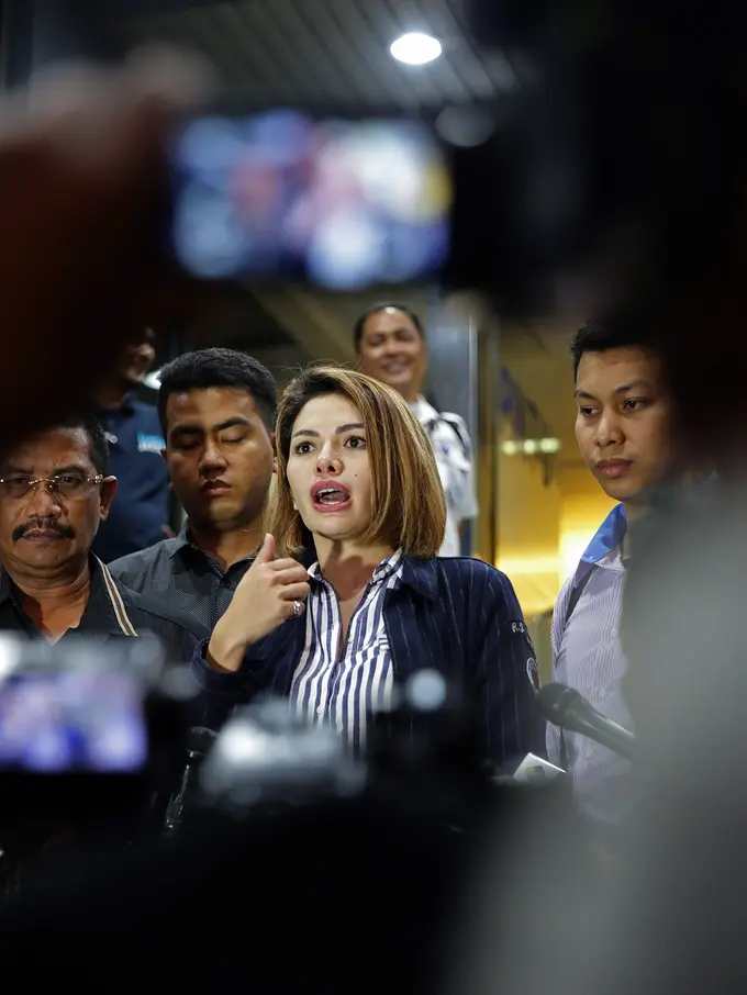 [Bintang] Nikita Mirzani