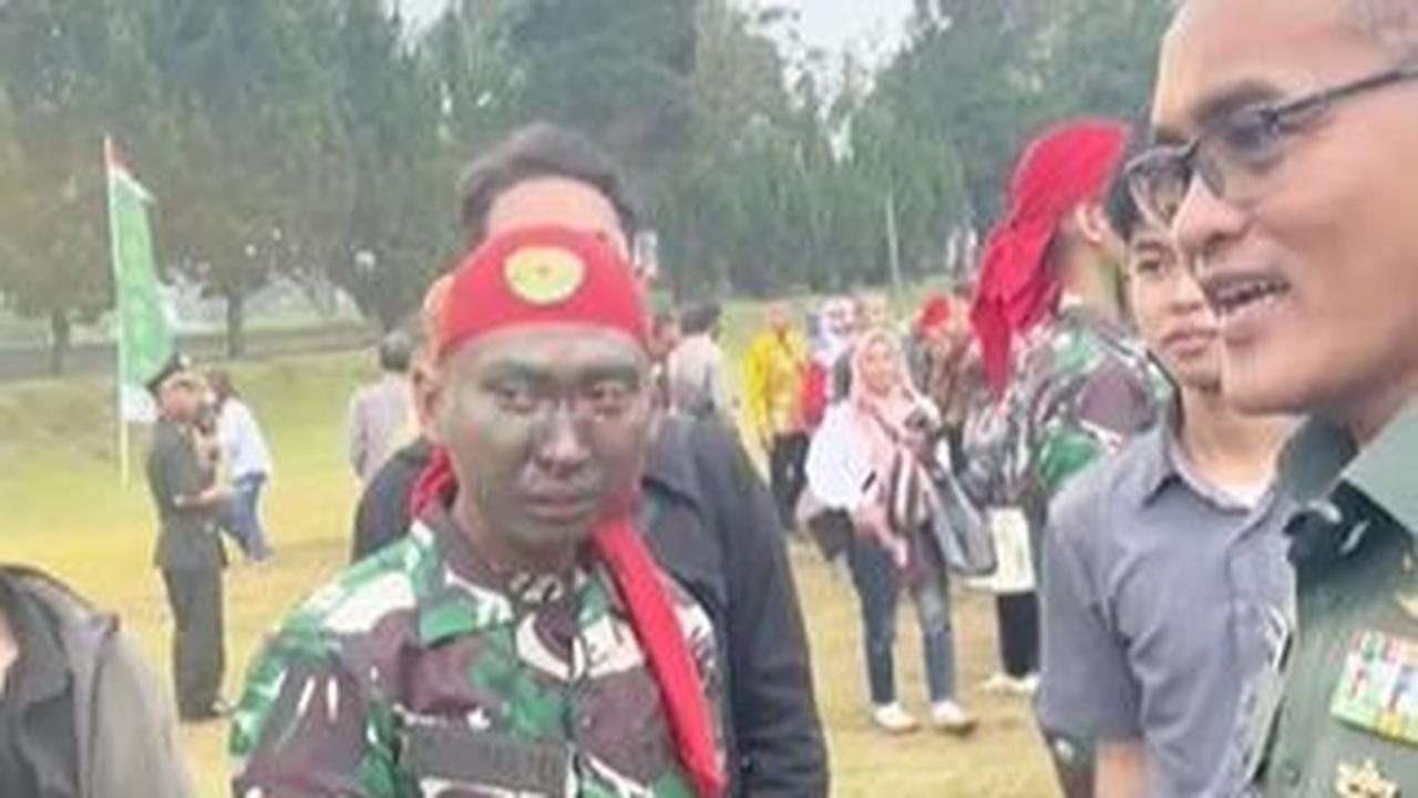 Momen itu terjadi di acara Upacara Penutupan Pendidikan, Pelantikan & Penyumpahan Prodi Dikmata TNI AD 2023 Kodam III/Siliwangi.