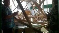 Balada 15 Siswa SD Demak, Sudah Pusing Tertimpa Atap 