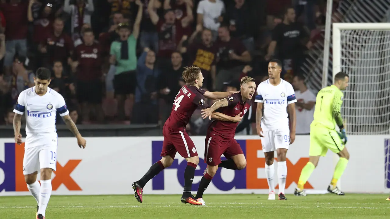 Sparta Praha vs Inter Milan (AP Photo/Petr David Josek)