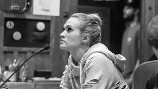 [Bintang] Carrie Underwood