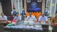 Terbongkarnya Bisnis Haram Pasutri Medan: Jual Sabu dan Ekstasi Rumahan