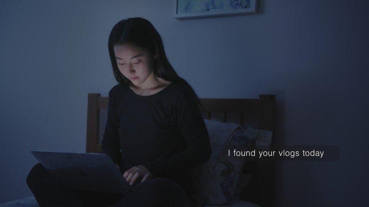 Kitamura memerankan seorang gadis pemalu bernama Annie, yang mendapati dirinya di tengah pandemi.