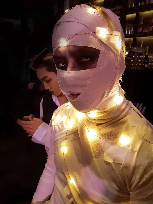 [Fimela] Kostum Halloween Baekhyun Exo