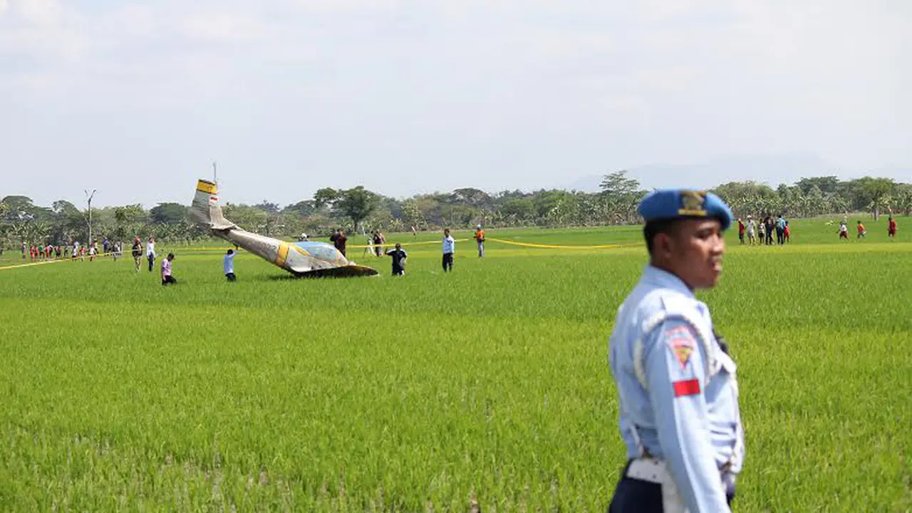 TNI AU