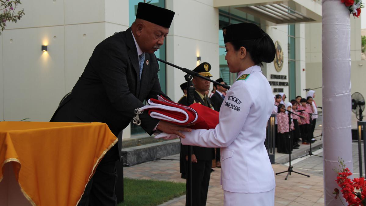 Dubes Husin Bagis Pimpin Upacara HUT RI Terakhir Setelah 10 Tahun Bertugas di UEA