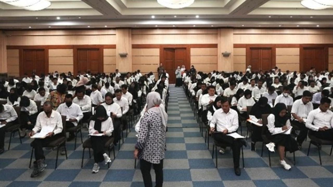 Tahukah Anda Berapa 'Pasukan Putih' yang Akan Disebar? 687 Calon PJLP Kesehatan Jakbar Rampungkan Tes, Siap Jadi PLKW
