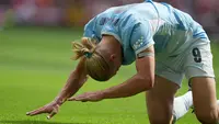 Ekspresi kekecewaan Erling Haaland usai gagal mencetak gol di Community Shield 2026, Minggu (16/8/2026) (AP Photo/Alastair Grant)