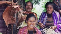 Pemberdayaan Perempuan di Tingkat Desa Jadi Langkah Awal Cegah Praktik Perdagangan Orang. Foto: Tangkapan layar Instagram @duanyam.
