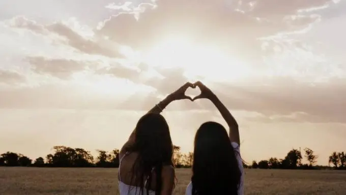 Ilustrasi sahabat sejati