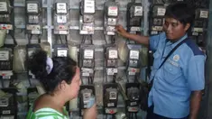  PT PLN (Persero) menjadikan wilayah Jakarta, Bogor, Depok, Tangerang dan (Jabodetabek) sebagai sasaran awal pencabutan subsidi listrik. Khusus untuk wilayah tersebut terdapat 5 juta Kepala keluarga yang subsidinya akan dicabut.  Direktur Utama PLN Sofyan
