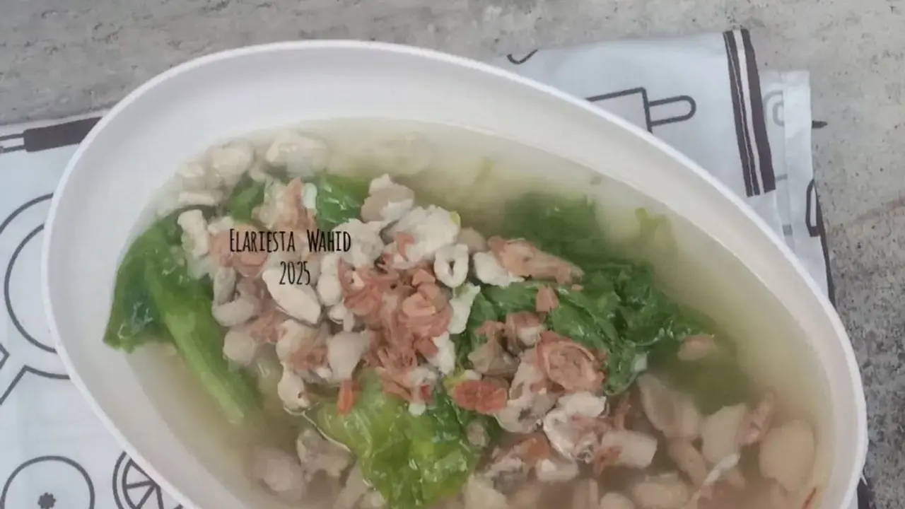 Resep Praktis sup selada ayam, menu berkuah untuk sahur sat set