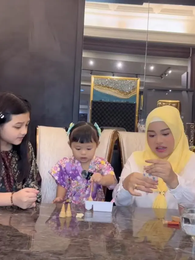 Arsy Hermansyah dan Ameena