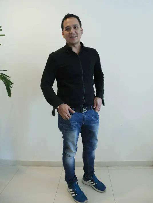 "Semua ditinggal begitu aja. Semua kembali lagi, kita harus banyak bersyukur dengan nikmat yang Allah berikan ke kita," lanjutnya. (Nurwahyunan/Bintang.com)