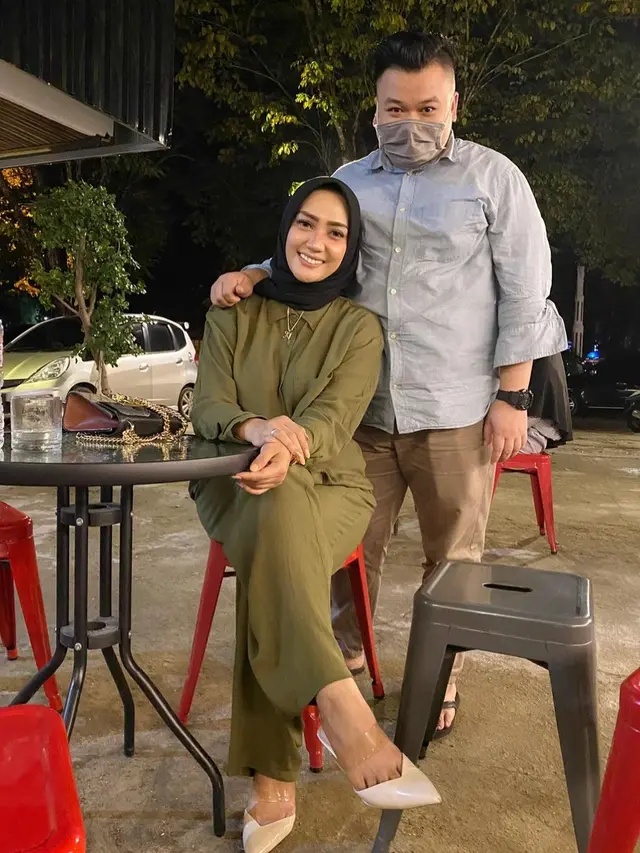 Potret kenangan suami Yulita MasterChef. (Sumber: Instagram/yulitamci5real)