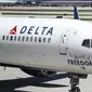 Pasangan suami istri dipaksa turun oleh petugas maskapai Delta Airlines (AFP)