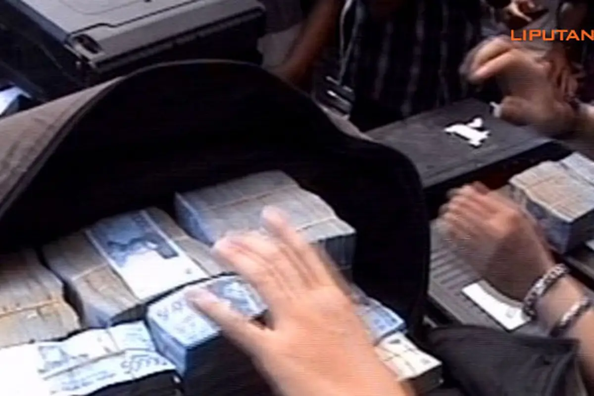 mantanmarinir-rampok-140214a.jpg