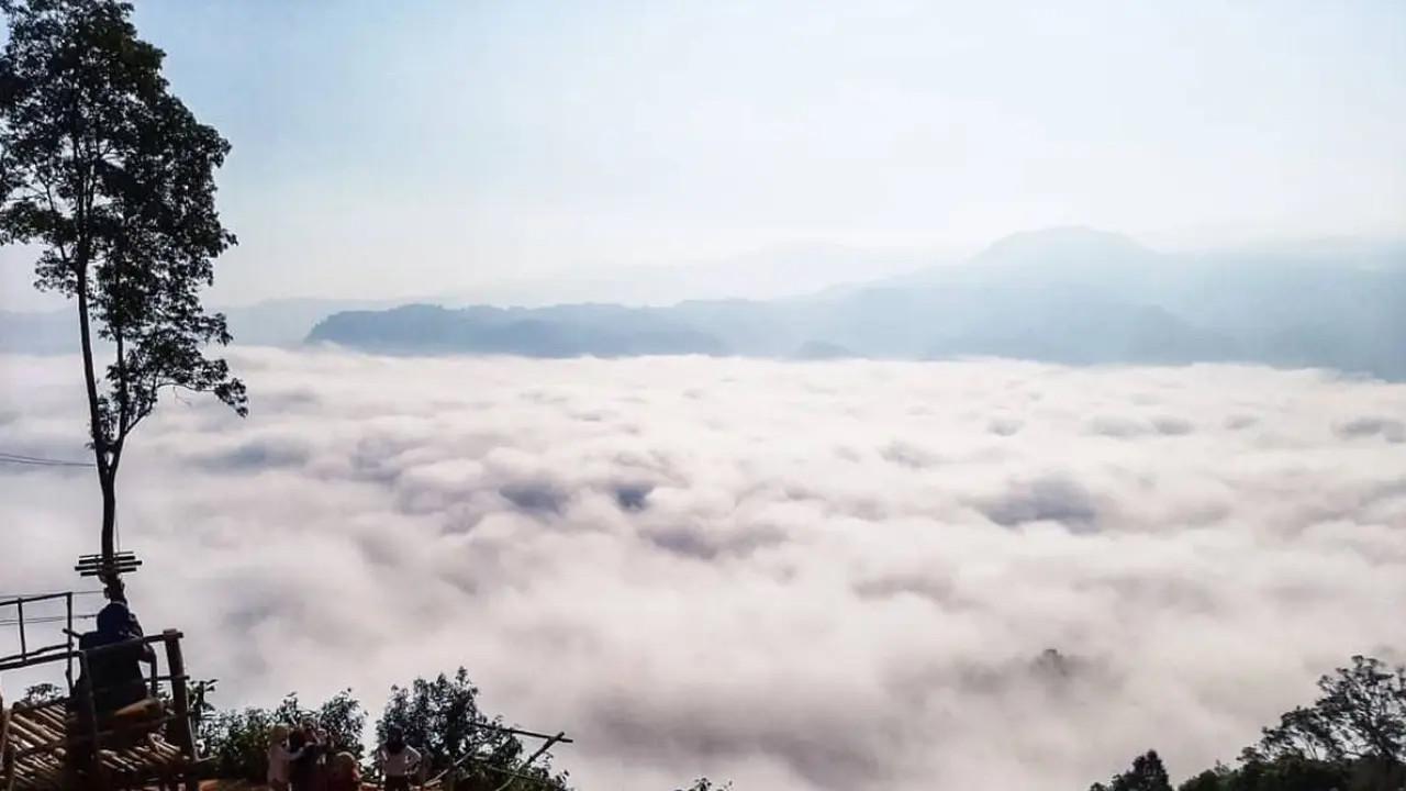gunung luhur