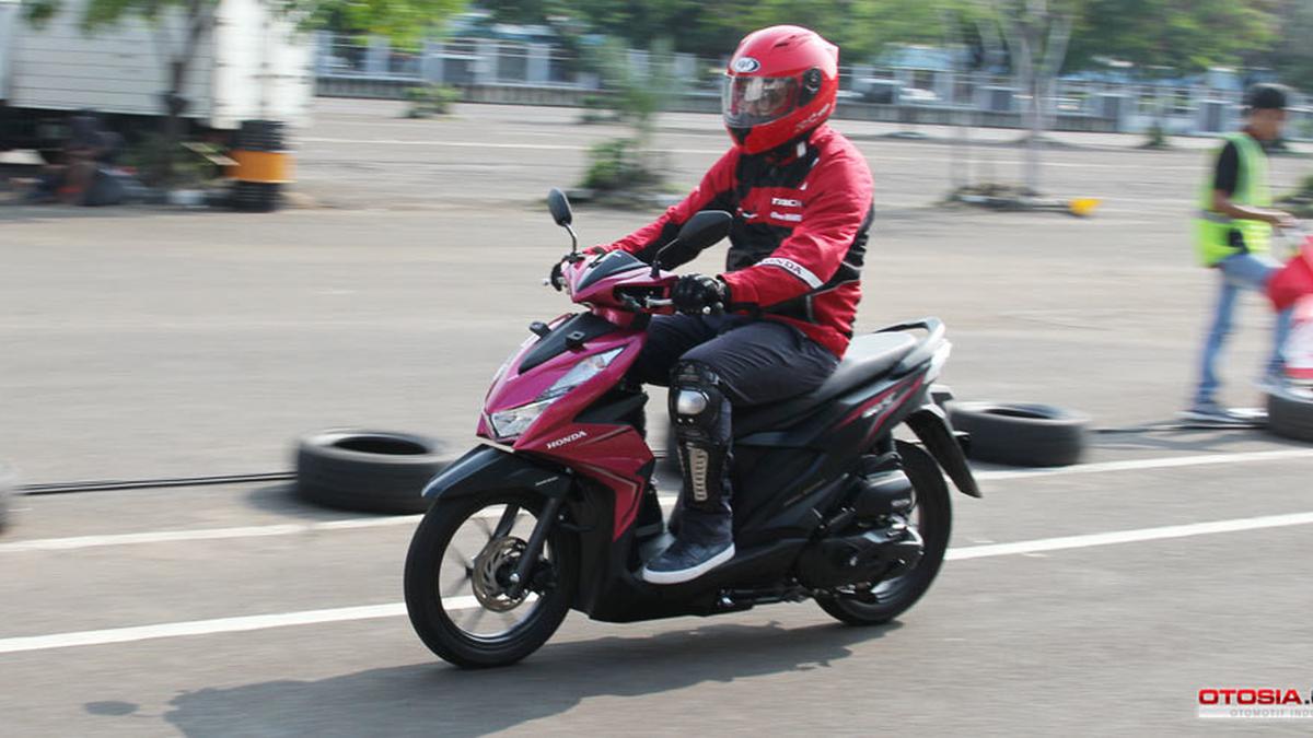 Begini Cara Merawat Jaket Sepeda Motor Agar Awet dan Nyaman Dipakai